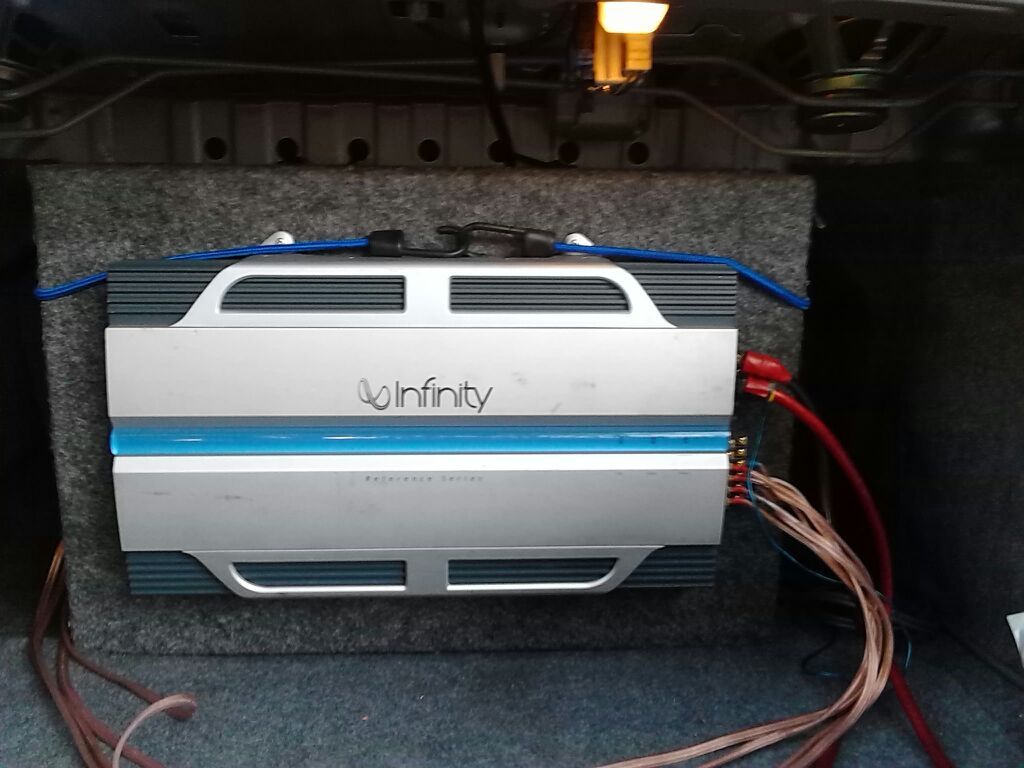 Infinity Reference Series 5760a Amplifier