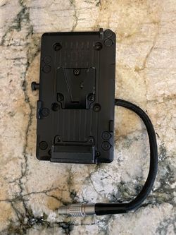 Wooden Camera WC V-Mount Battery Plate for RED Epic/Scarlet Cameras