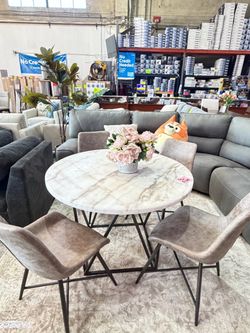 Round Quartz Table with 4 chairs