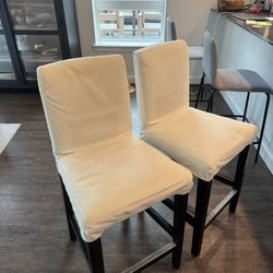 2 Counter Stools