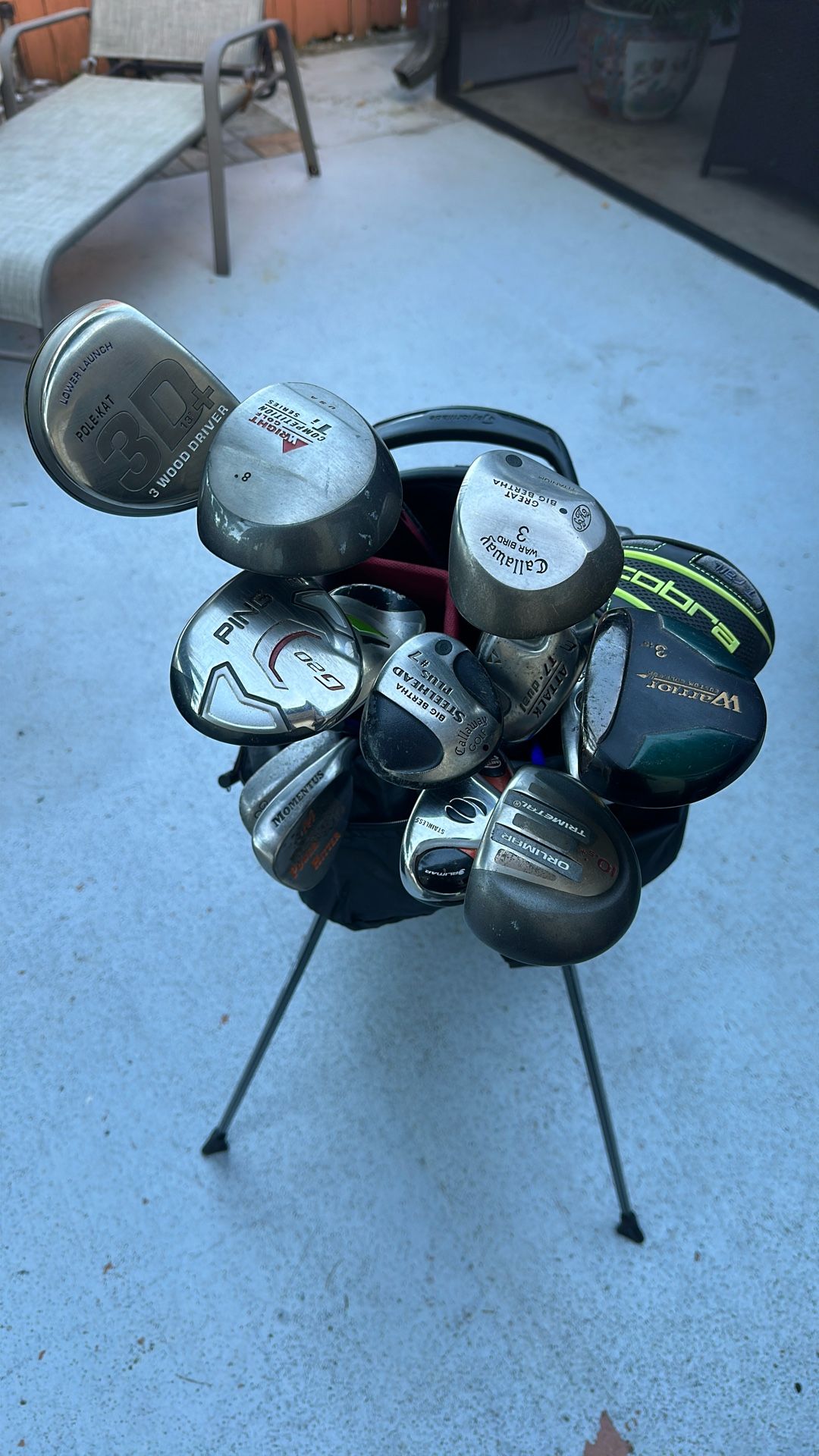 Goof Clubs And Golf Bag