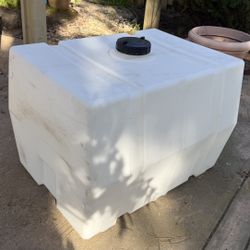 100 Gallon Water Tank