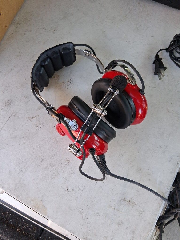 Avcomm Aviation Headphones Model Ac-250pnr