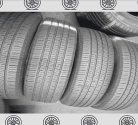 225 55 18 Michelin Set of 4 Used in Excellent Condition