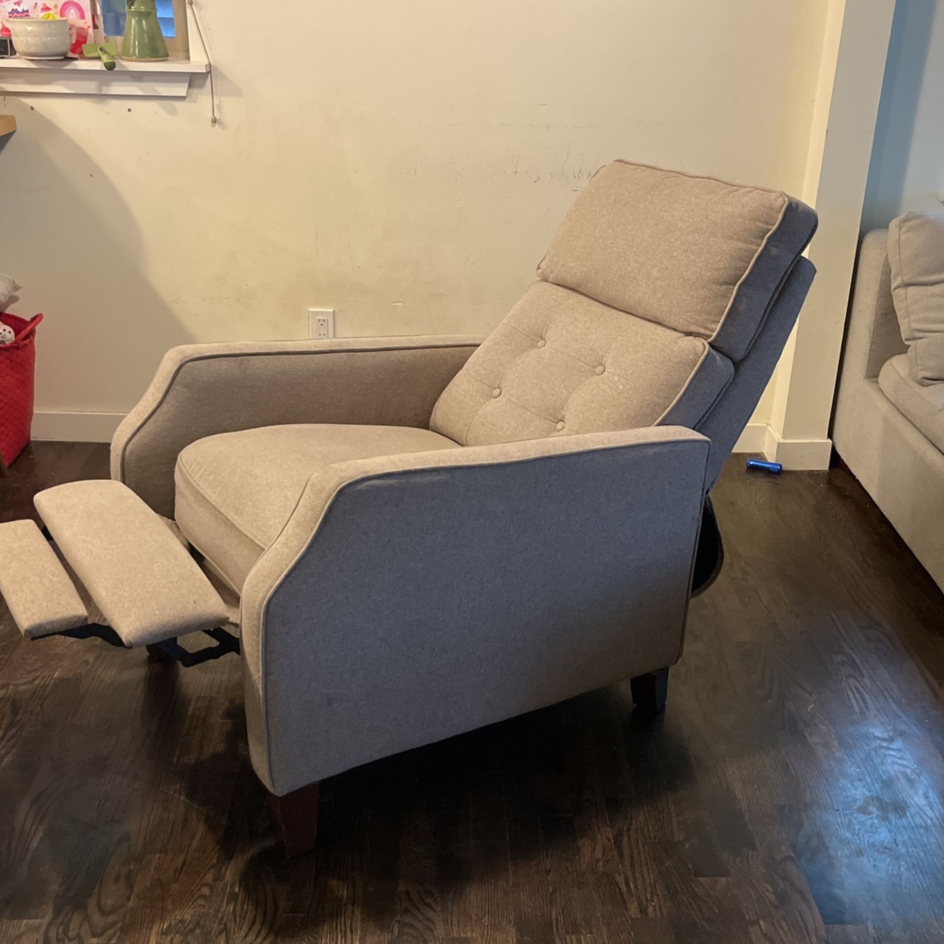 Compact Recliner Chair