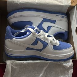 Air Force 1 White/Royal Blue 5.5youth 6.5 Woman 