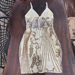 Pretty Little Things Prom Dress Sz2