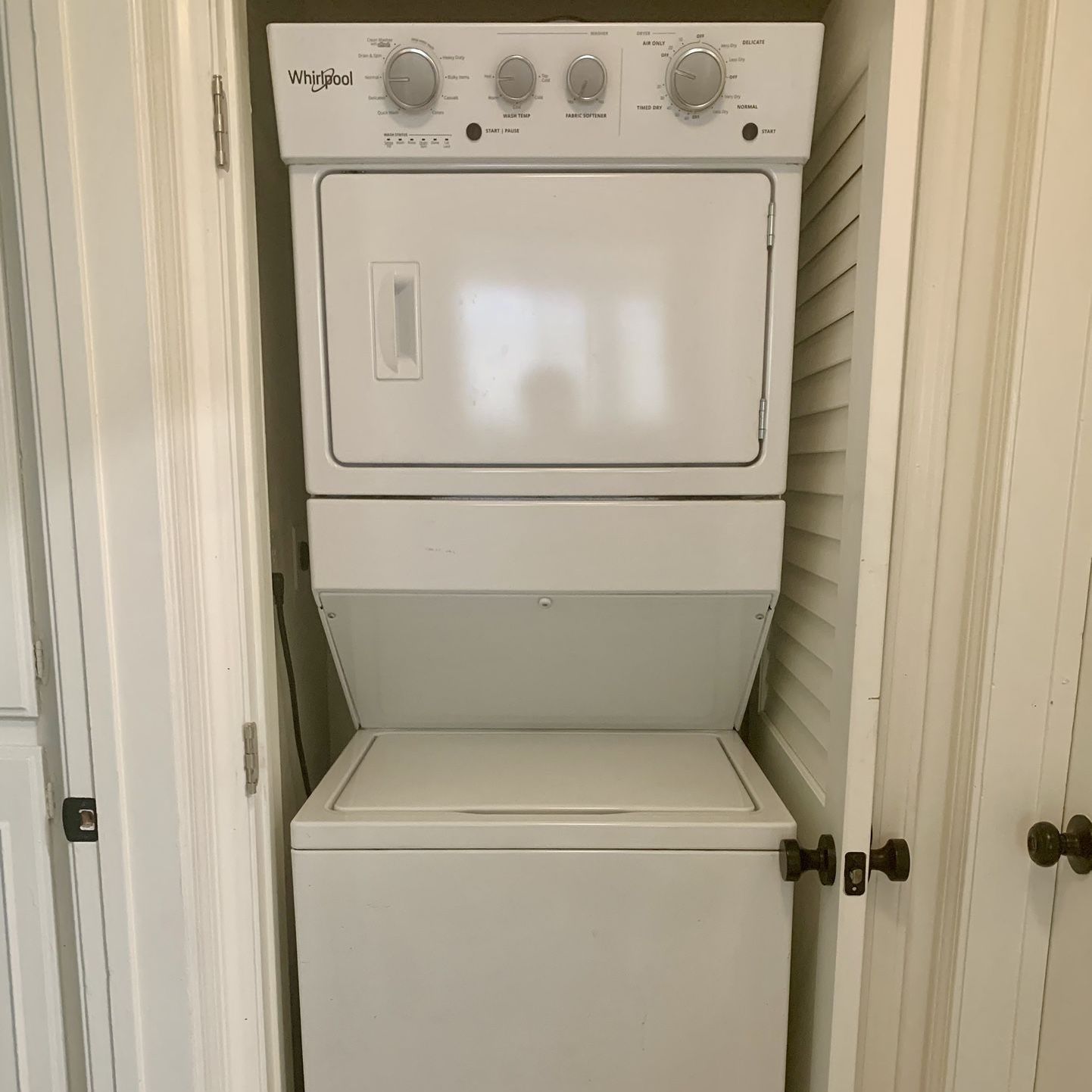 Whirlpool 3.5 cu. ft. Stacked Washer and Gas Dryer with 9-Wash Cycles and Wrinkle Shield in White