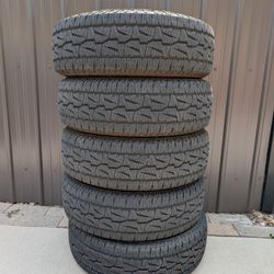 Set of 5 Bridgestone Dueler AT tires. 255/70/18