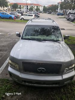Silver Infinity QX56 2007