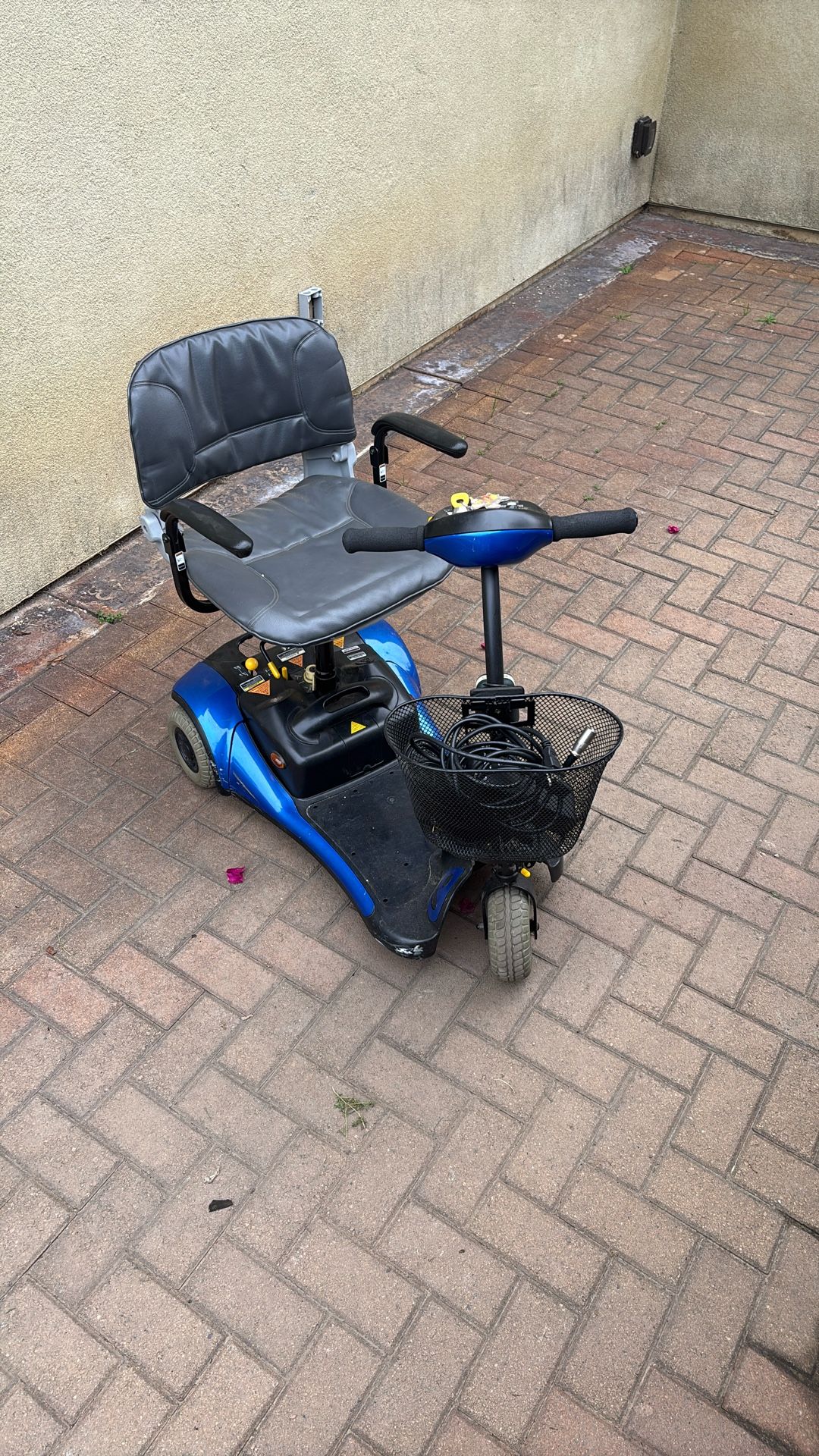 Shoprider Cameo 4 mobility scooter