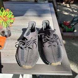 Yeezy Boost 350 V2 Cinder Nrf