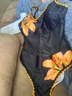 Bathing suit