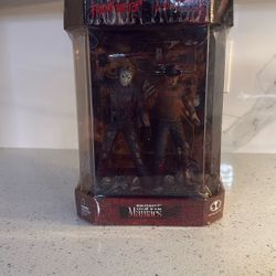  McFarlane Movie Maniacs Freddy vs. Jason Special Edition (Voorhees & Krueger) – Factory Sealed