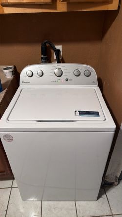 Whirlpool washer works great ..👍.  Todo Trabaja bien puede venir a Verla