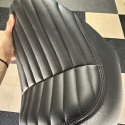 2019 Harley Softail OEM Seat