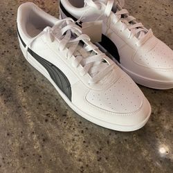 White Puma Shoes Brand New Size 13 for Sale in San Fernando, CA