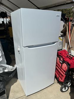 White Frigidaire refrigerator