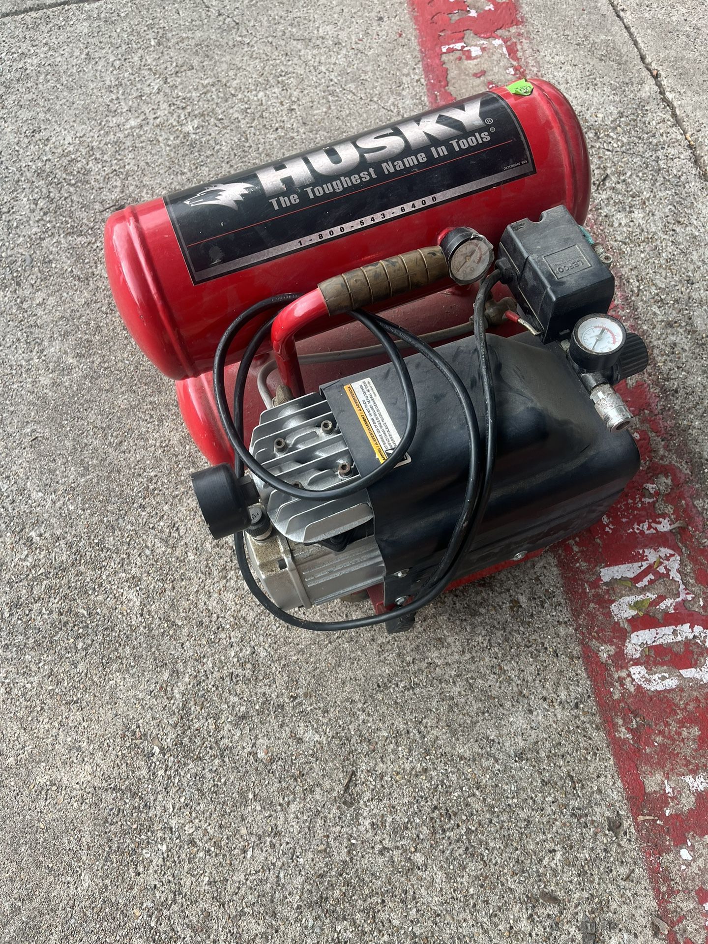 husky HL540200 Air Compressor