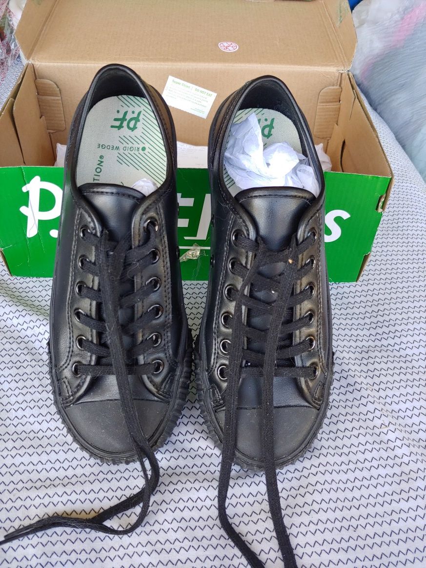 PF Flyers