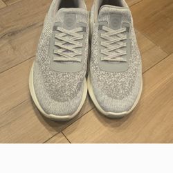 Peter Millar size 10 Mens shoes, paid 200$,worn once