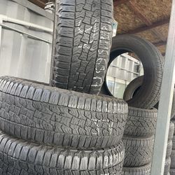 MATCHING SET (4) 225 65 17 ALL TERRAIN TIRES !!!