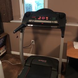Treadmill  (https://offerup.com/redirect/?o=aUZpdC5jb20=) Folding Treadmill