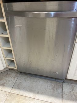 Whirlpool Dishwasher