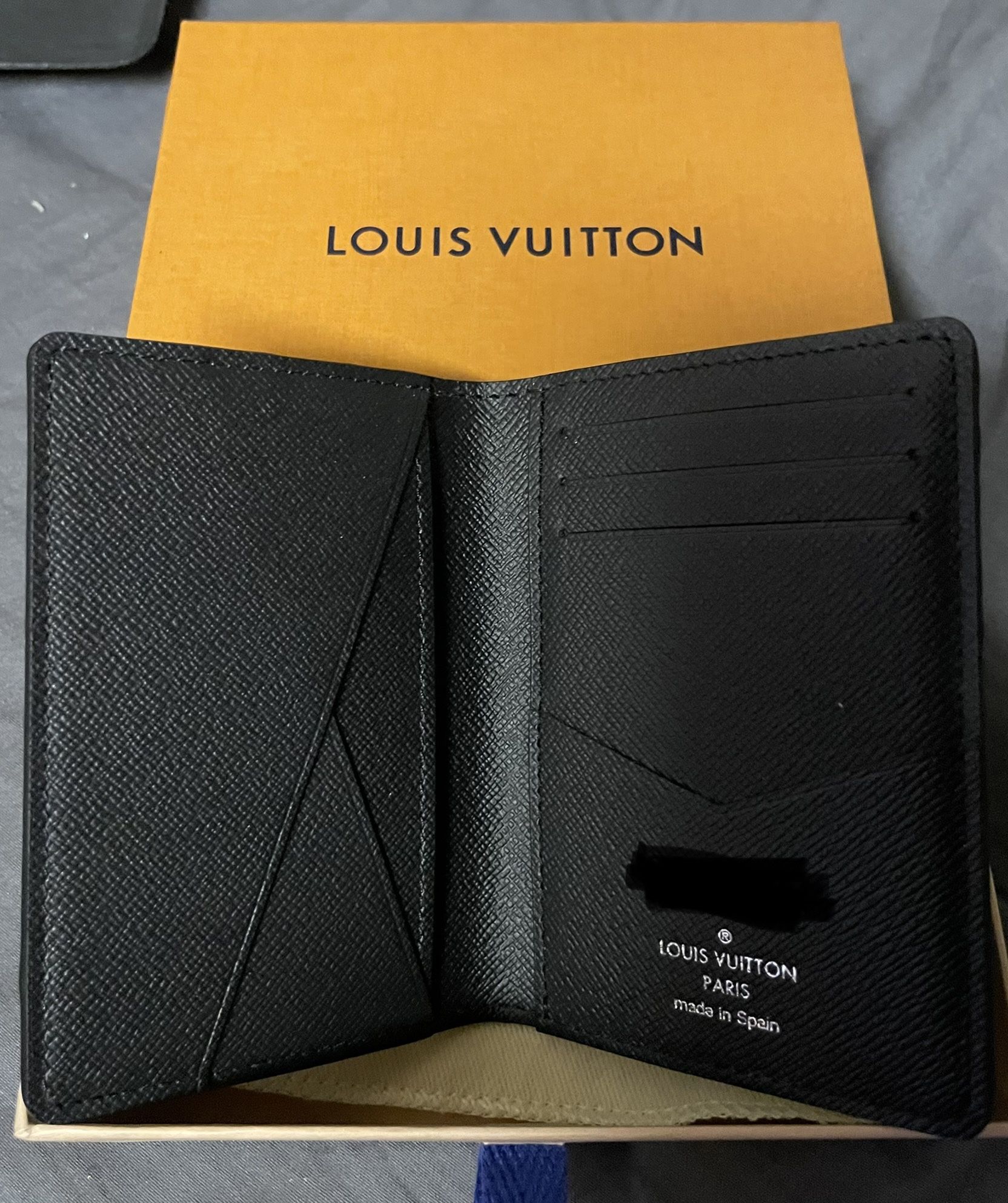 Louis Vuitton Men's Money Clip Wallet for Sale in San Diego, CA - OfferUp