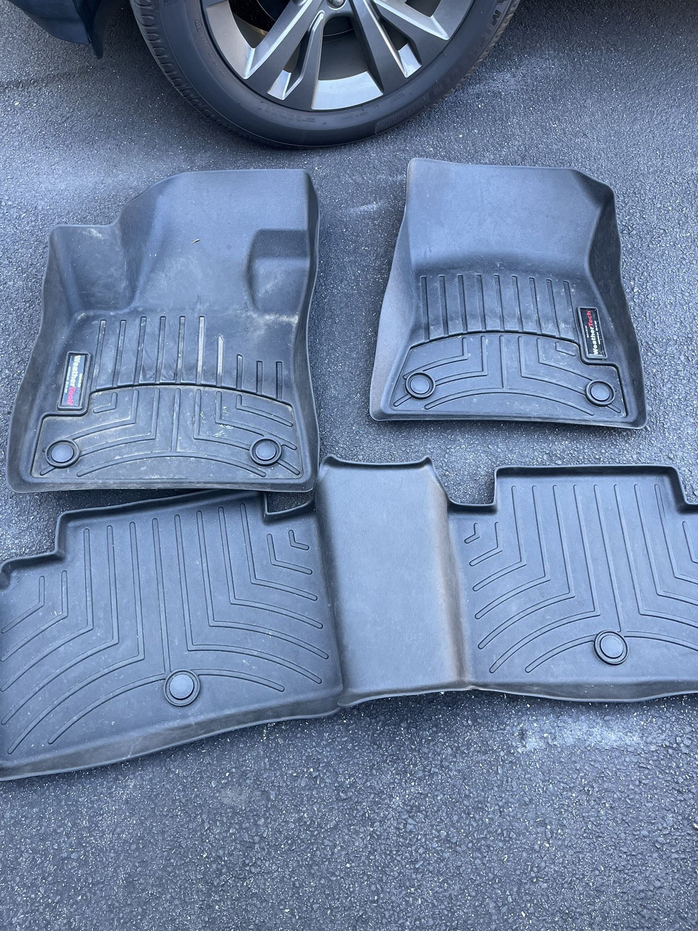 Weather Tech Infinity Q50 2022 Front And Back