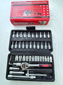 NEW 46 PC Tool Set for Home & Auto