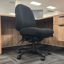 Office Chair | Executive