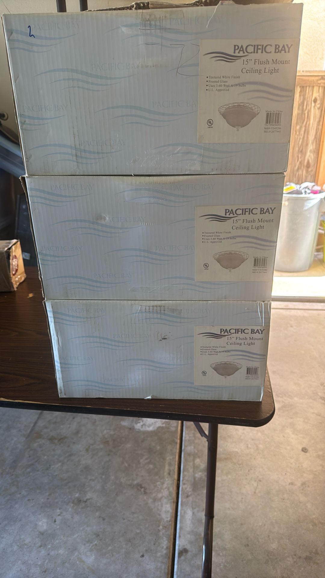 Pacific Bay Ceiling Light 