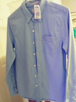 Levi's Button Up Collar Regular Fit Soft Blue Shirt Size S NWT. Condition is "New with tags" Cotton/Spandex