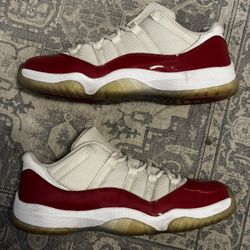 Air Jordan 11 Low Cherry 2016 Size 10