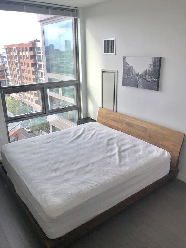 Wooden platform bed - CB2 Dondra Teak King Bed