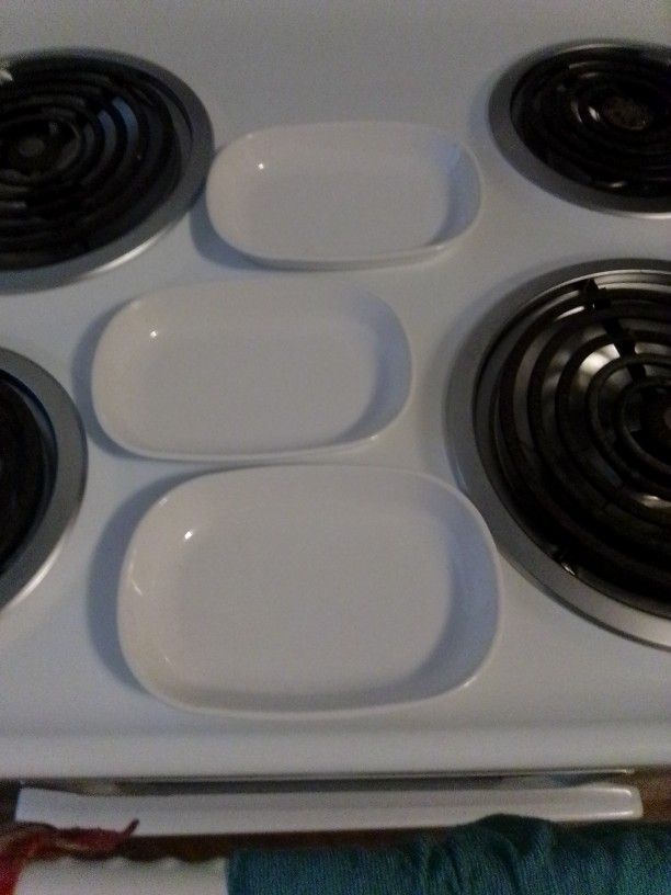 White Corning Ware 3 Pieces