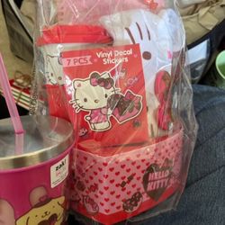 Hello Kitty Valentines Bundle 
