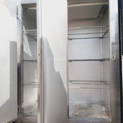 Refrigerator Para Sodas En Exelentes Condiciones Ago Deliver Y Garantizar 30 Días De Garantía $1050 Obo negociable