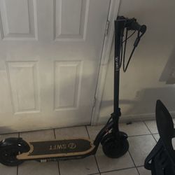 SWFT ELECTRIC SCOOTER