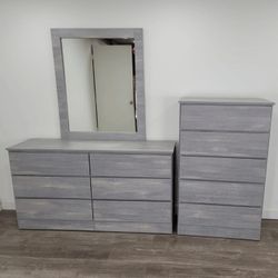 Dresser With Mirror And Chest *** Fast Delivery 