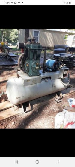 Quincy 3 Faced Air Compressor