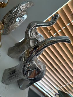 3 Chrome Elephant Head Wall Hook Set