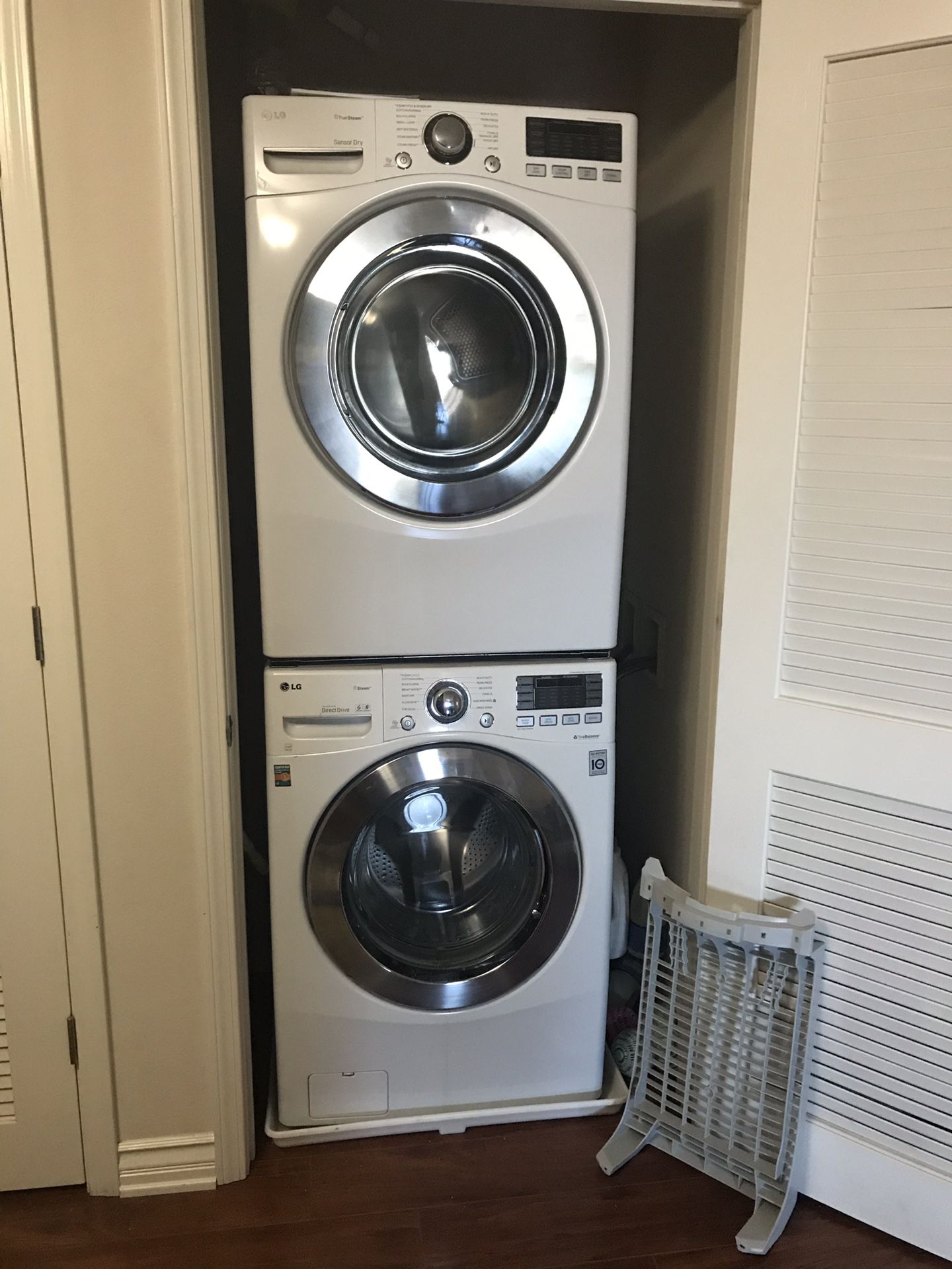 LG STACKED Washer & Dryer w TRUE STEAM & SENSOR DRY (GAS DRYER) includes Dryer Rack- WD was 2200.00 +Tx (new) Dryer Rack for delicates was 45.00 + Tx