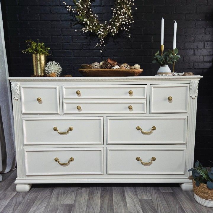 White Dresser