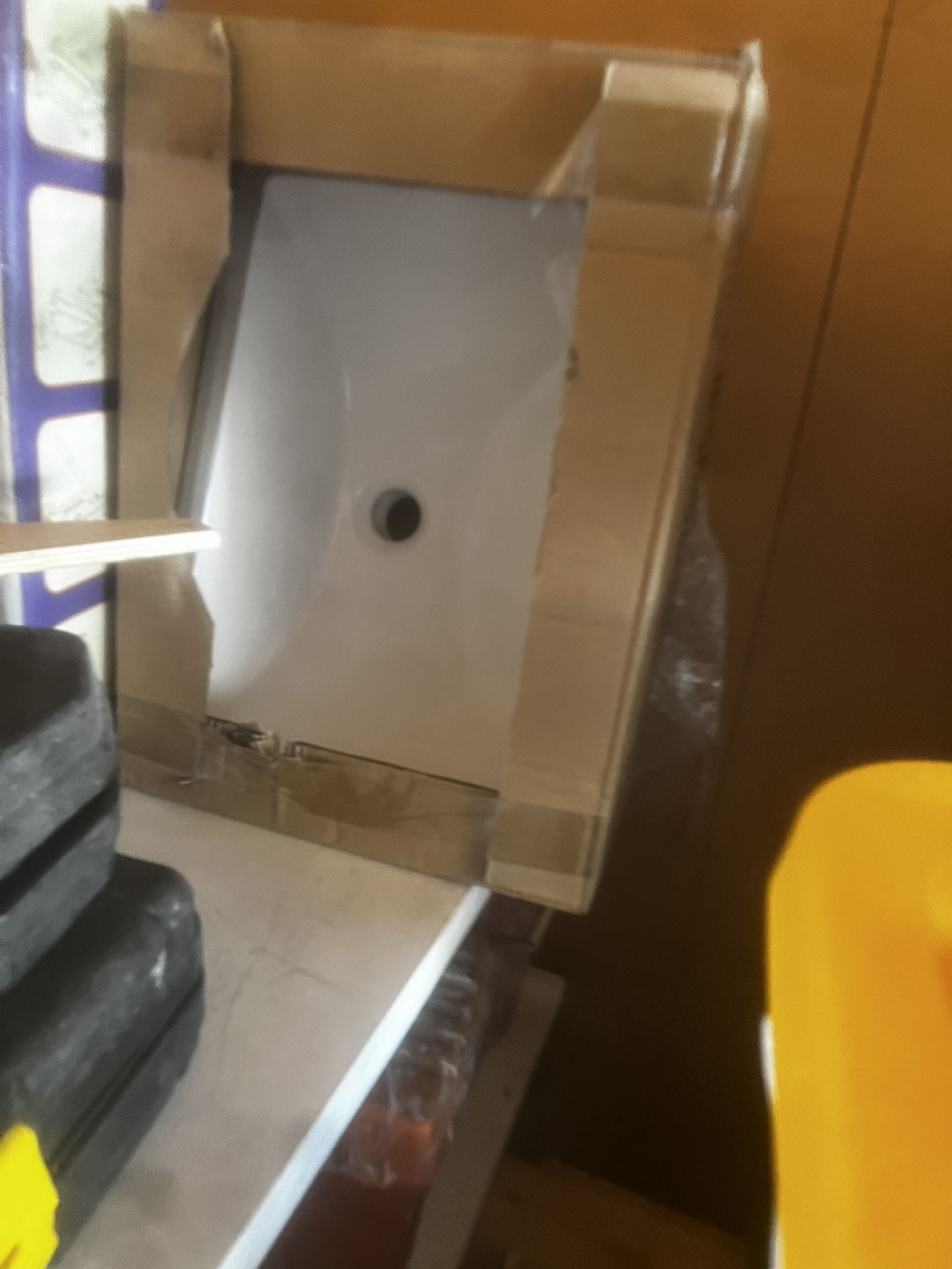 18x13 White Undermount Sinks