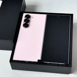 Samsung Galaxy Z Fold 5 Unlocked, FREE Smartwach/ Headphones. Pay $1 Today Rest in payments. NO CREDIT NEEDED FINANCING