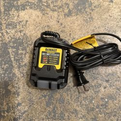 Dewalt Compact Charger 