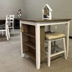 SKEMPTON WHITE/LIGHT BROWN 3-PIECE COUNTER HEIGHT SET W/ STOOLS