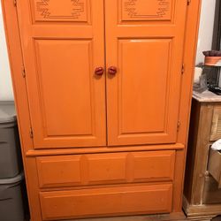 Armoire